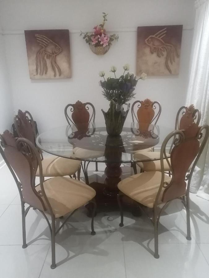 Lala Poa Guest House Klerksdorp Kültér fotó
